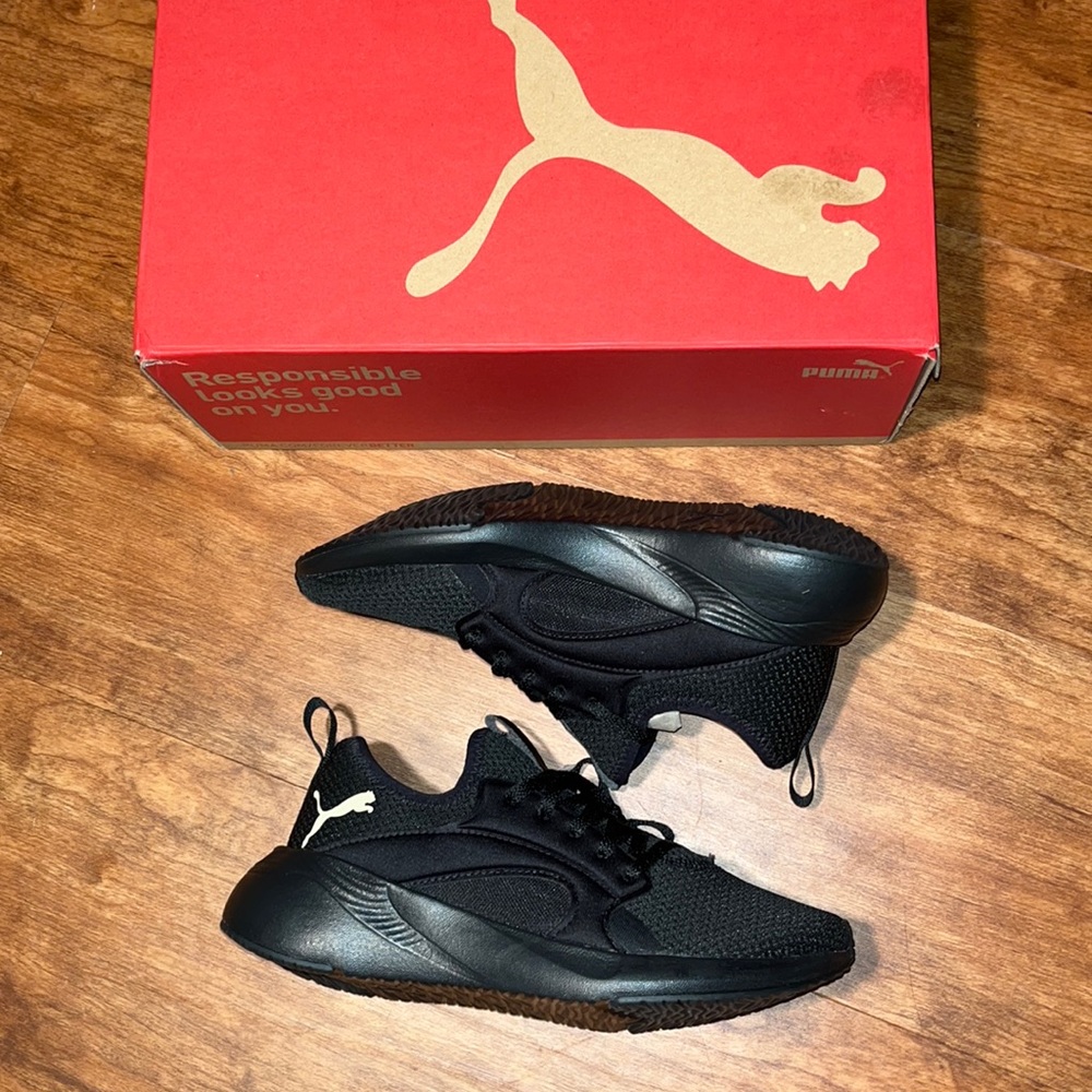 PUMA (BLACK) WONENS 5.5